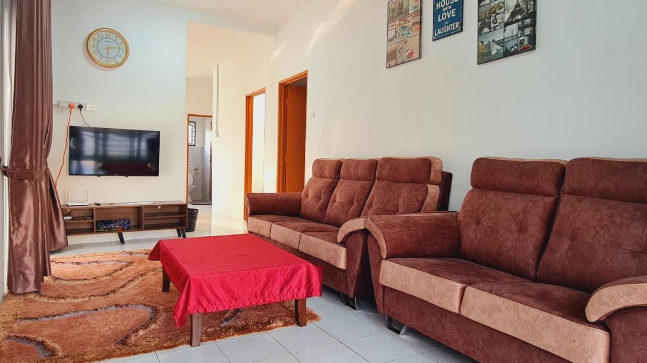 Вилла Anjung Klia House 72 With Neflix Бантинг Экстерьер фото
